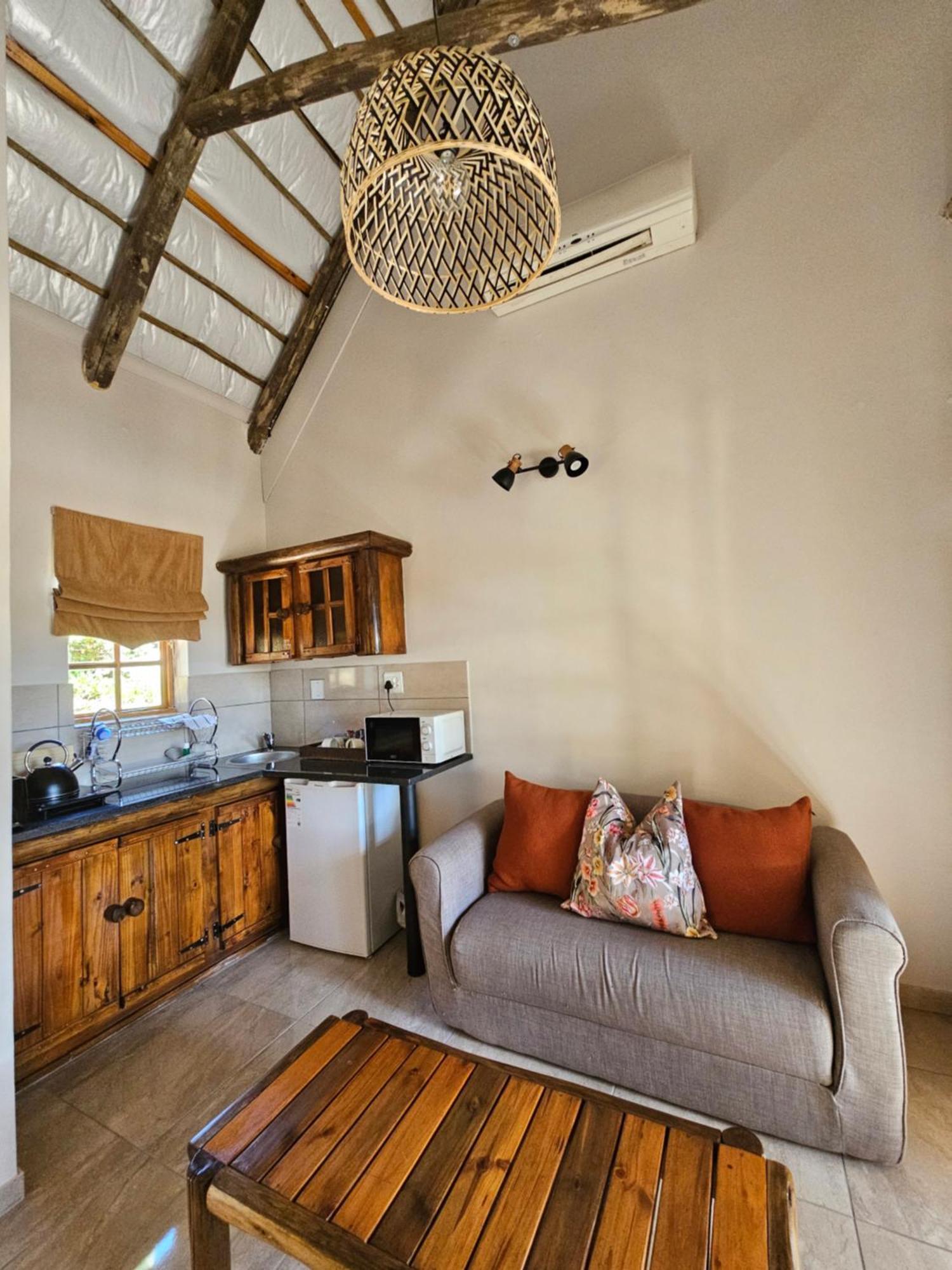 Riverside Lodge & Conference Center Aliwal North Exterior photo